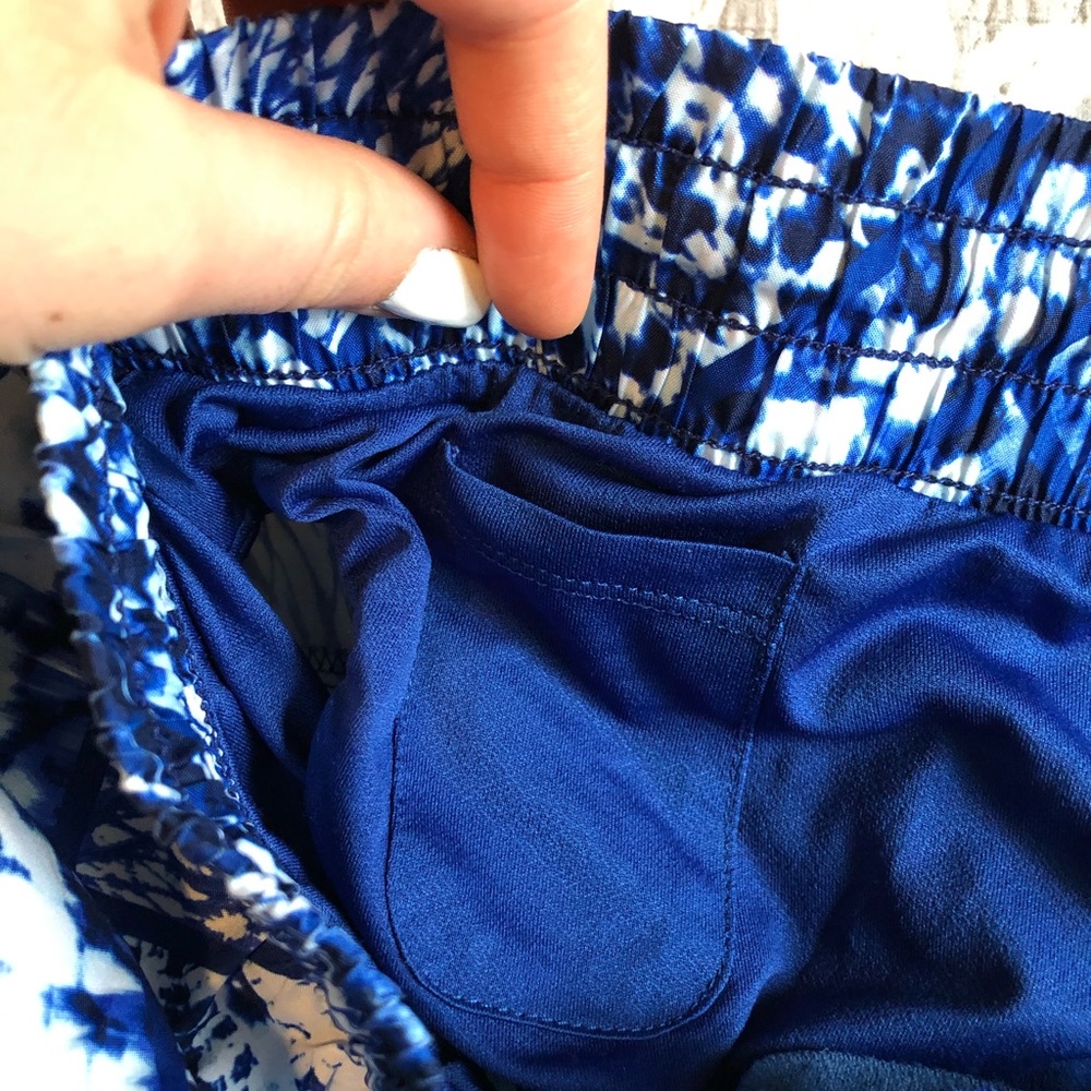 SOLD*** Danskin- Workout shorts! - Picture 3 of 6
